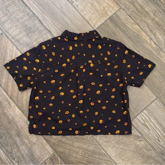 Vans Cabbie Floral Falling Poppy Shirt
Size M - Picture 9 of 14